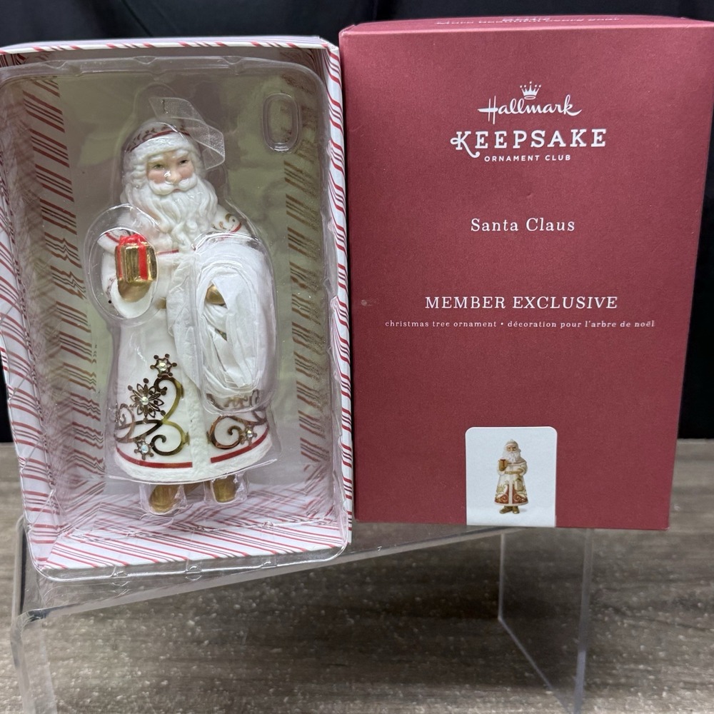 Signed Hallmark Keepsake Ornament Club Santa Claus Member Exclusive 2017 QXC5023